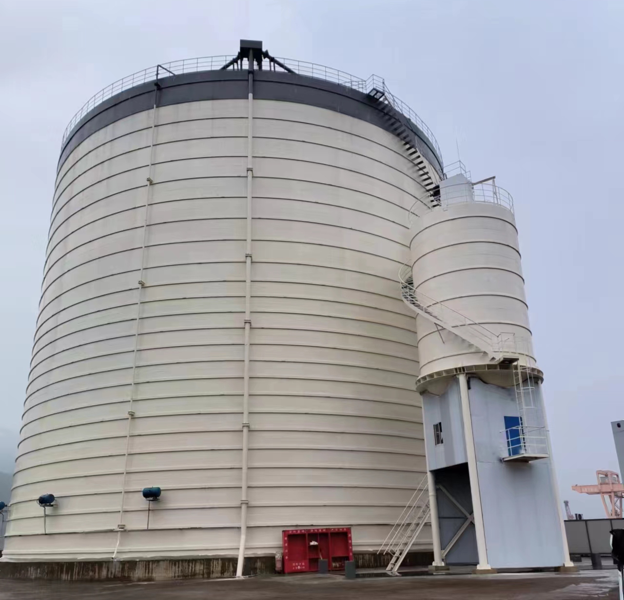 净潭乡10万吨水泥钢板库